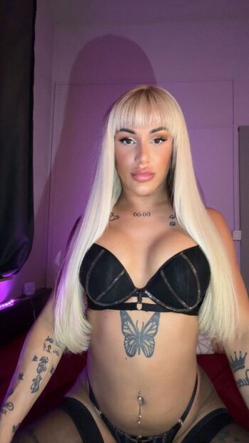 ZIMMER 12 | TS Katie